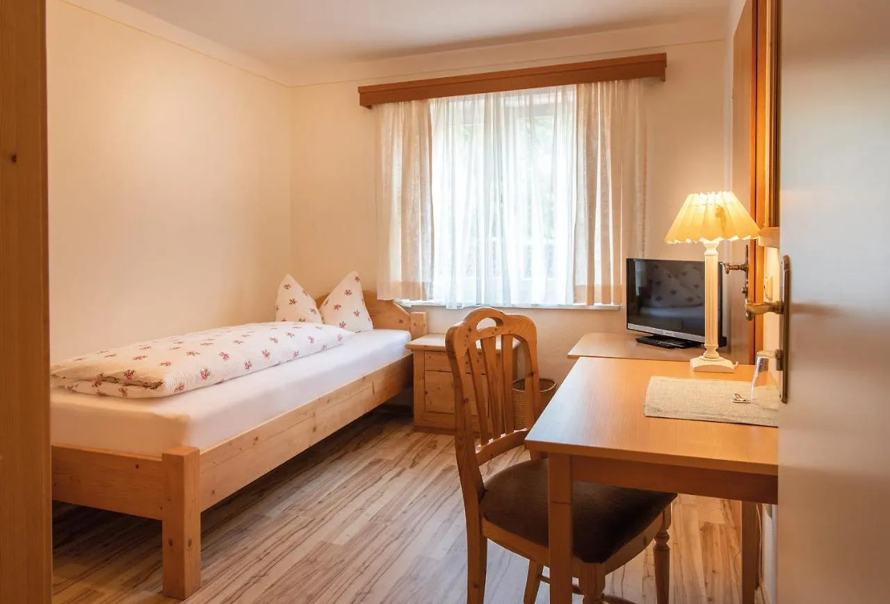 Hotel Garni Alpenblick Bergen 3*,