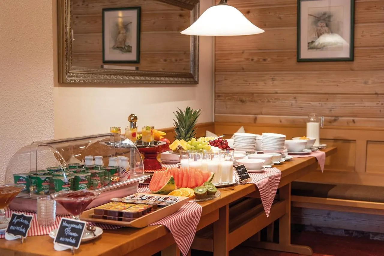 Bed & Breakfast Hotel Garni Alpenblick Bergen