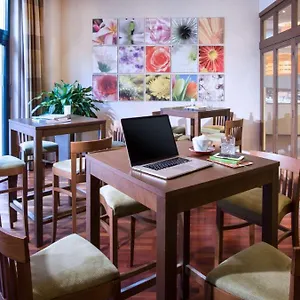 Hotel Lindner Am Michel, Part Of Jdv By Hyatt Hambourg