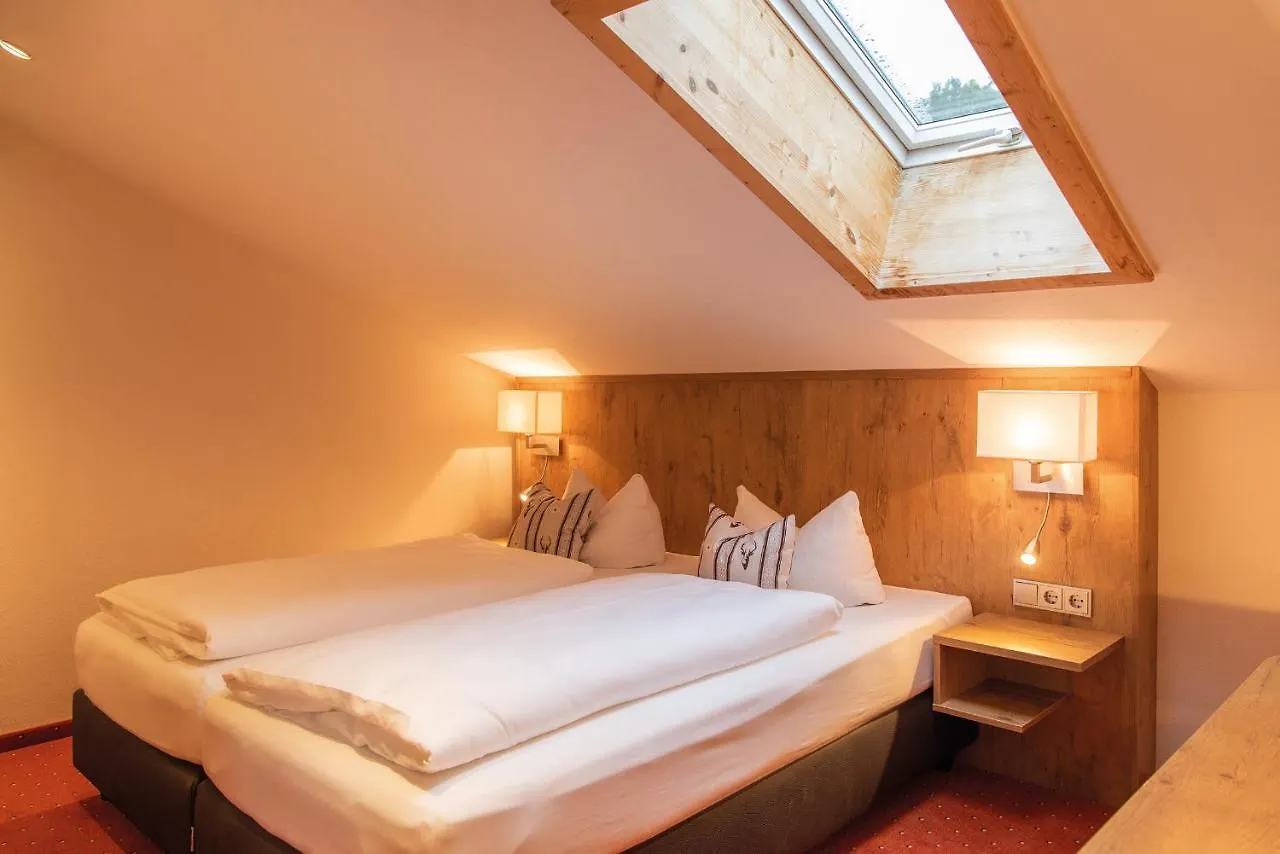 Hotel Garni Alpenblick Bergen  Bergen (Traunstein)